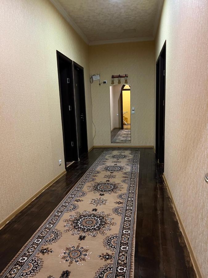 Twins Guest House Batumi Bagian luar foto